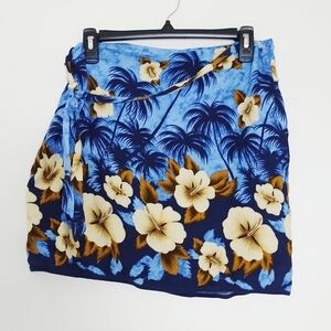 Vintage hibiscus Hawaii sarong